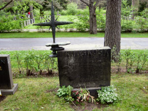 Viimeinen leposija - Reino Iisakki Kuuskoski