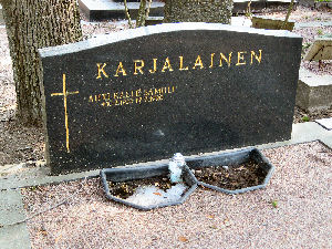 Viimeinen leposija - Ahti Kalle Samuli Karjalainen