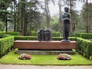 Viimeinen leposija - Risto Heikki Ryti