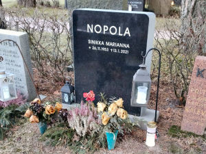 Viimeinen leposija - Sinikka Marianna Nopola 