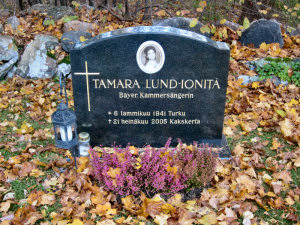 Viimeinen leposija - Tamara Adele Lund-Ionita