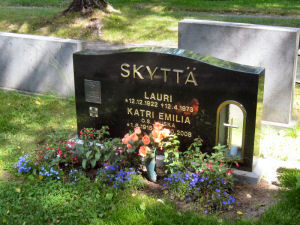 Viimeinen leposija - Lauri Skytt�