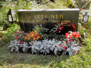 Viimeinen leposija - Veikko Kullervo Leskinen