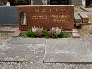 Viimeinen leposija - Veikko Kullervo Helle 