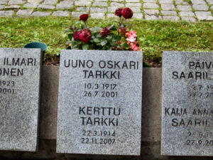 Viimeinen leposija - Uuno Oskari Tarkki